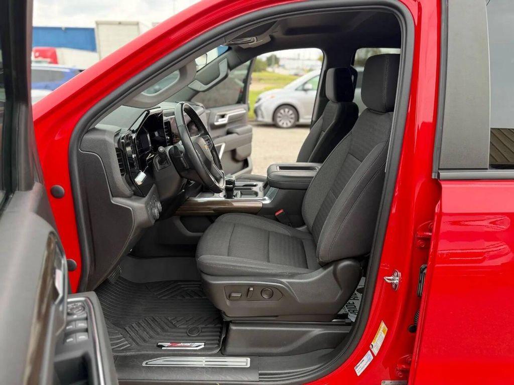 used 2022 Chevrolet Silverado 1500 car, priced at $32,995