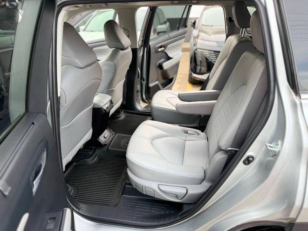 used 2022 Toyota Highlander car, priced at $36,995