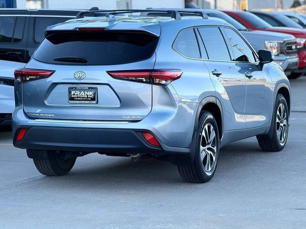 used 2022 Toyota Highlander car, priced at $29,995