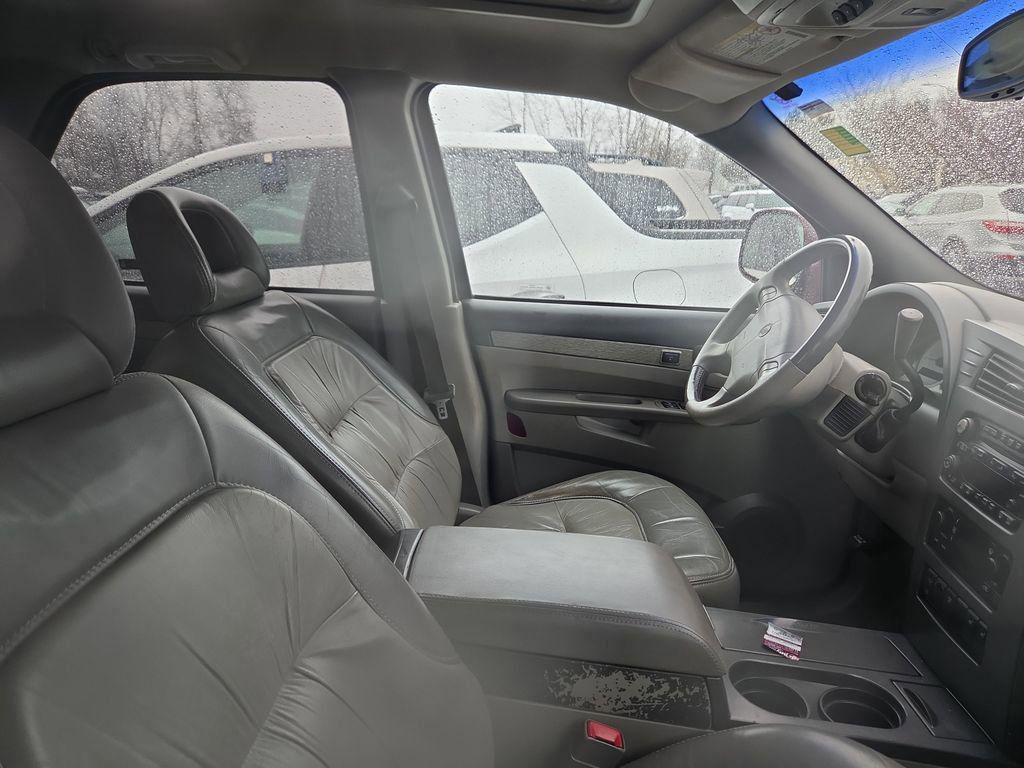 used 2002 Buick Rendezvous car, priced at $5,999