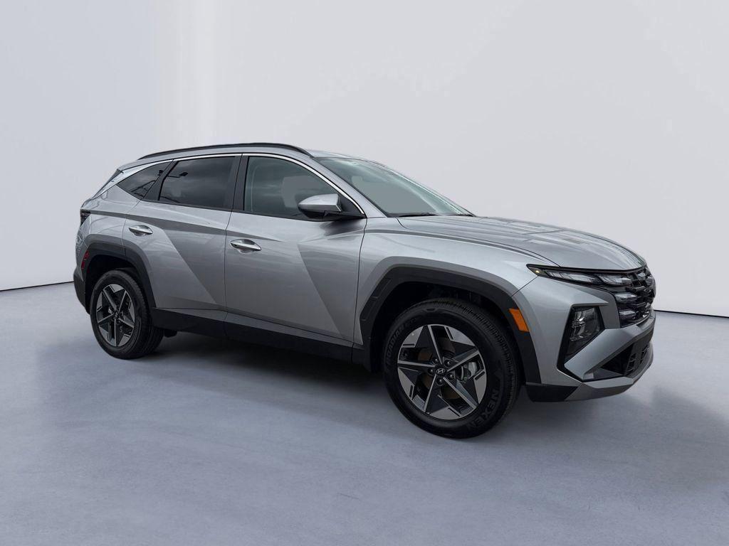 new 2026 Hyundai TUCSON Hybrid car, priced at $30,817