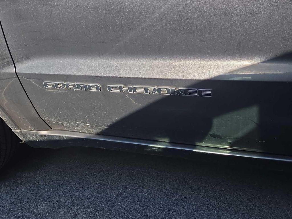 used 2017 Jeep Grand Cherokee car