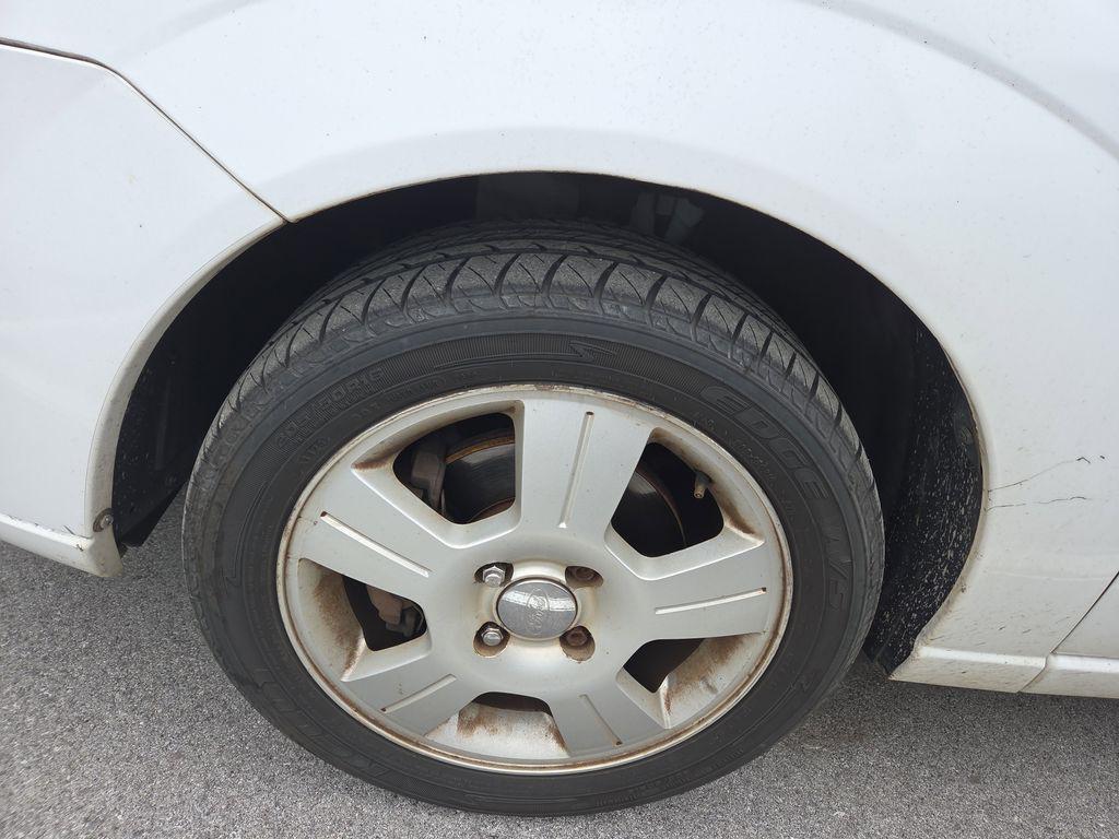 used 2007 Ford Focus car, priced at $1,913