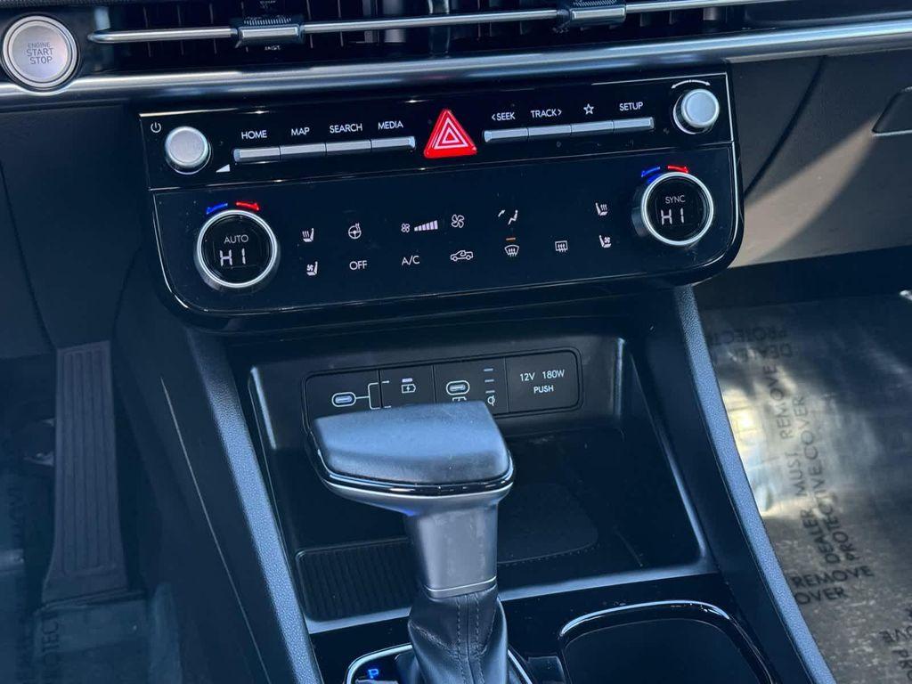 used 2025 Hyundai SANTA CRUZ car, priced at $35,998