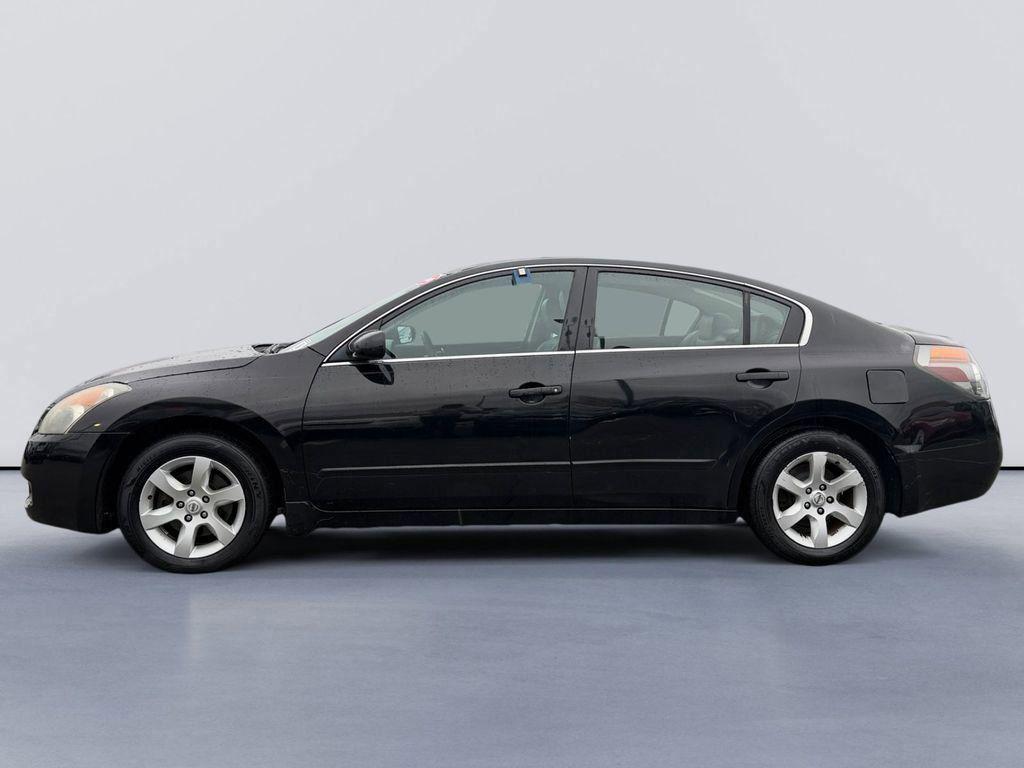 used 2009 Nissan Altima car, priced at $4,200