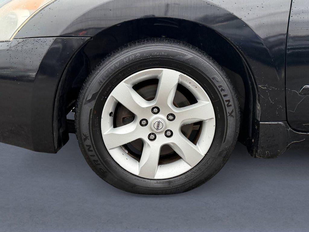 used 2009 Nissan Altima car, priced at $4,200