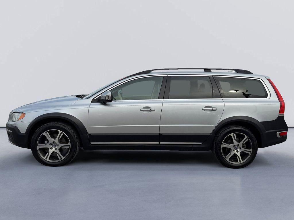 used 2014 Volvo XC70 car, priced at $3,600