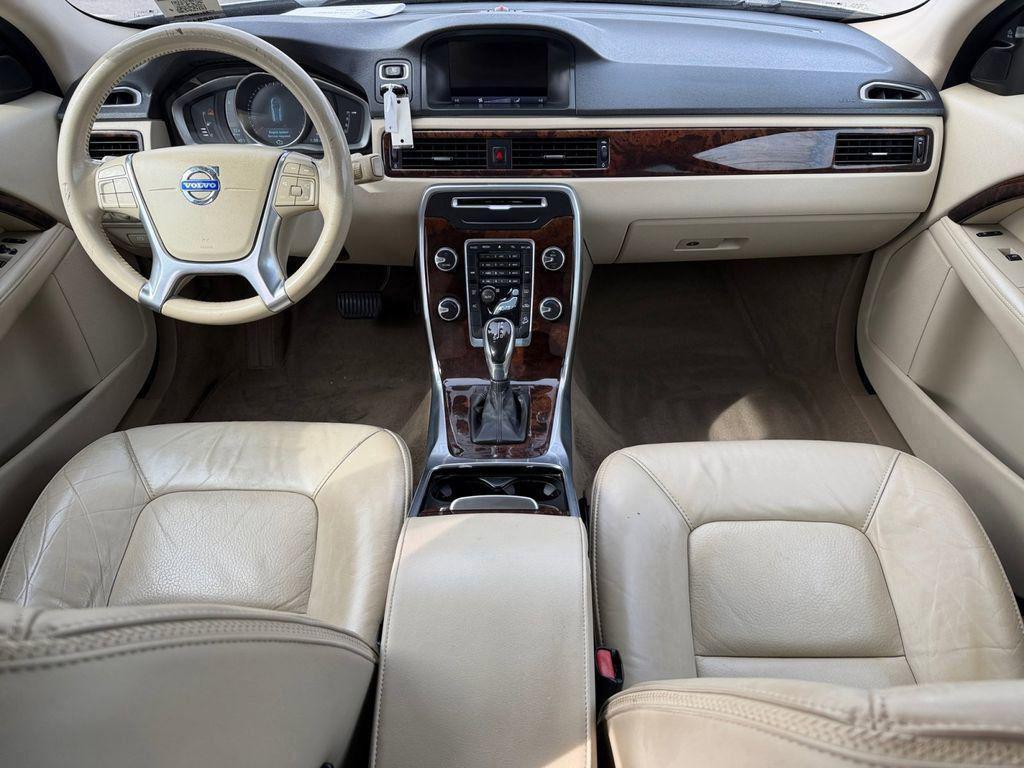 used 2014 Volvo XC70 car, priced at $3,600