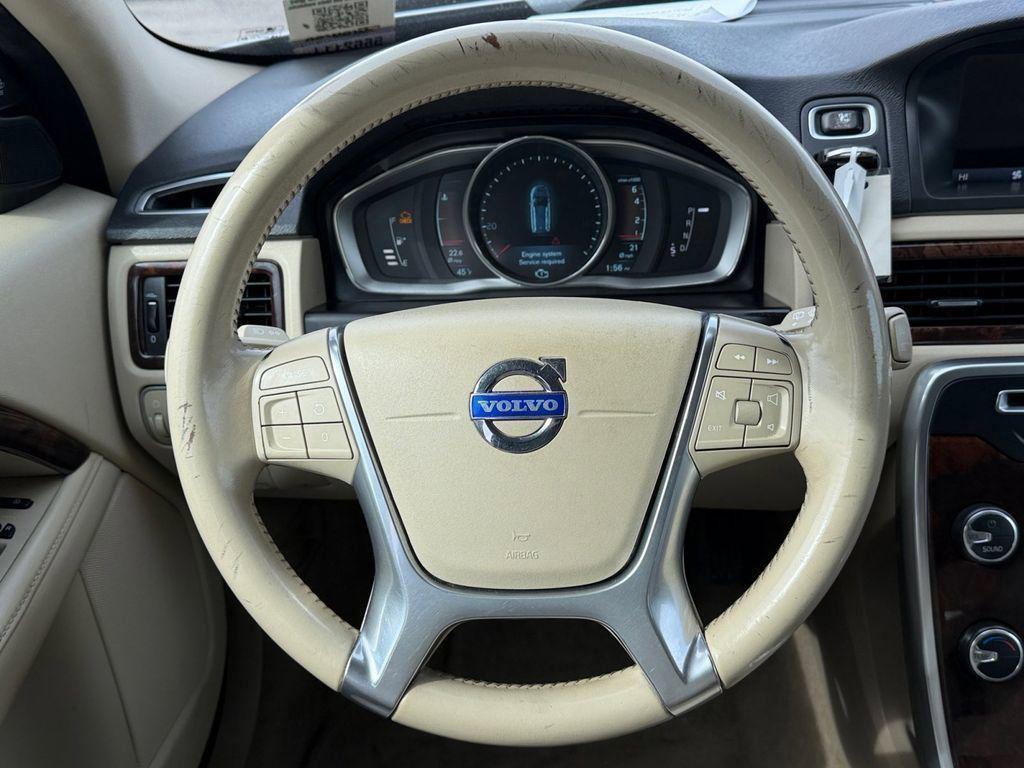 used 2014 Volvo XC70 car, priced at $3,986