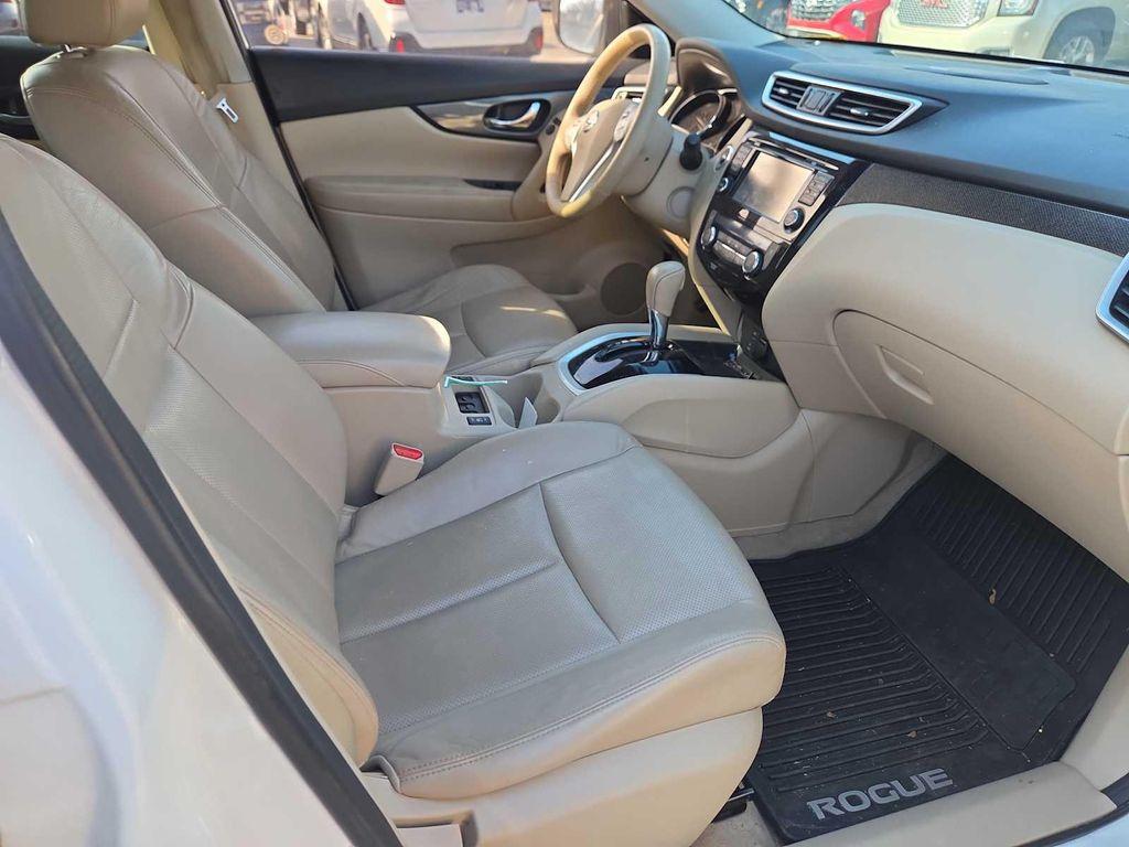 used 2014 Nissan Rogue car, priced at $3,422