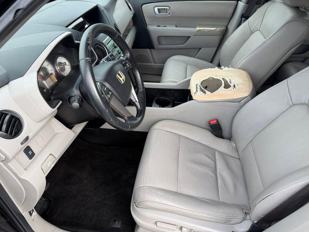 used 2011 Honda Pilot car, priced at $2,999