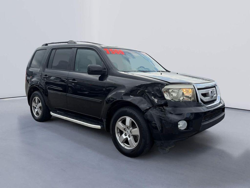 used 2011 Honda Pilot car, priced at $3,999