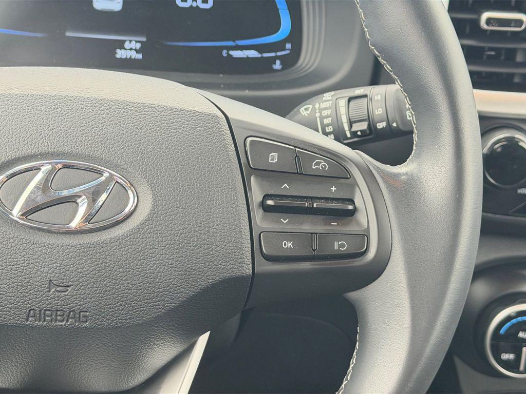 new 2026 Hyundai Venue car, priced at $24,111