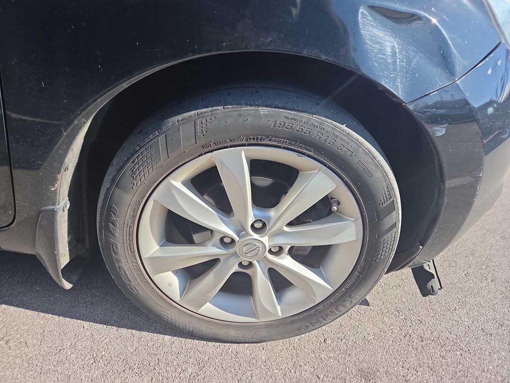 used 2014 Nissan Versa Note car, priced at $6,500