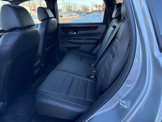 used 2025 Honda CR-V Hybrid car, priced at $36,996