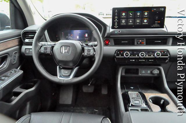 new 2026 Honda Pilot car, priced at $56,290