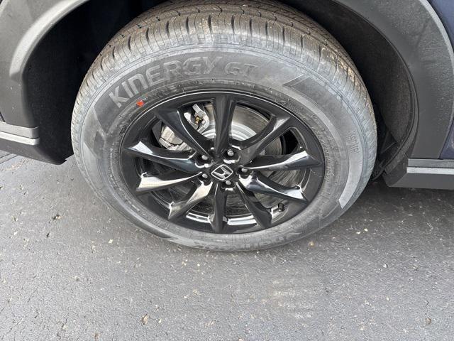 new 2026 Honda CR-V Hybrid car, priced at $41,675