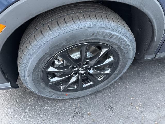 new 2026 Honda CR-V Hybrid car, priced at $41,675