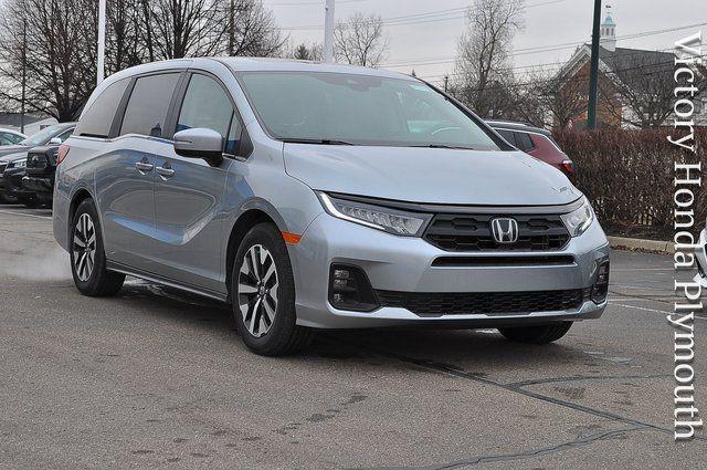 new 2026 Honda Odyssey car, priced at $44,290