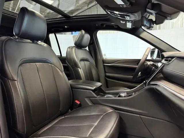 used 2024 Jeep Grand Cherokee car, priced at $33,995