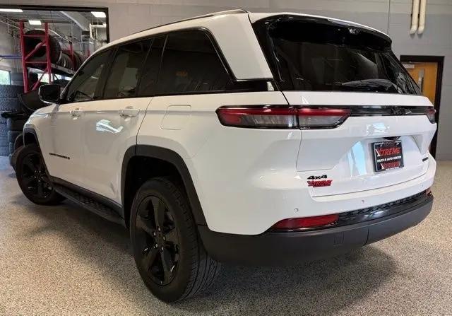 used 2024 Jeep Grand Cherokee car, priced at $33,995