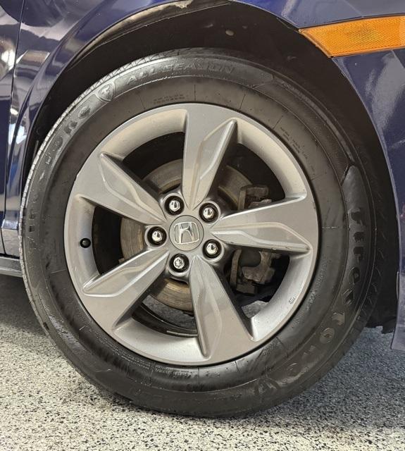 used 2022 Honda Odyssey car, priced at $24,995