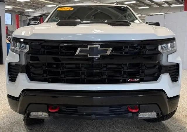 used 2024 Chevrolet Silverado 1500 car, priced at $41,985