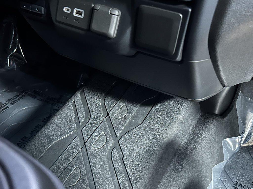 used 2021 Chevrolet Silverado 1500 car, priced at $34,995