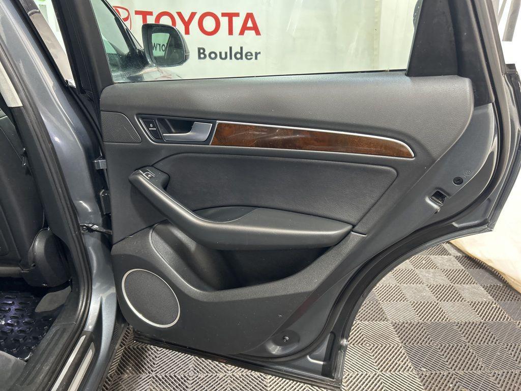 used 2015 Audi Q5 car, priced at $9,470