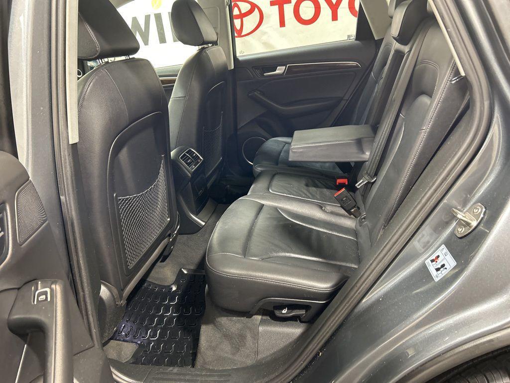 used 2015 Audi Q5 car, priced at $9,470