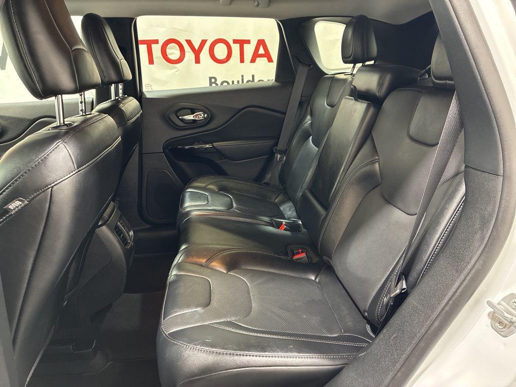 used 2023 Jeep Cherokee car, priced at $17,500