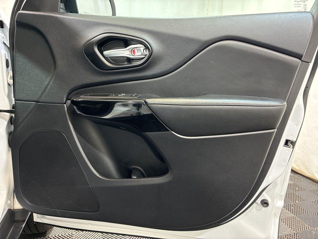 used 2023 Jeep Cherokee car, priced at $17,500