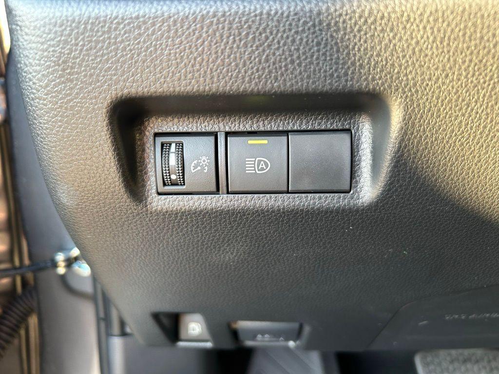 used 2025 Toyota RAV4 Hybrid car, priced at $35,048