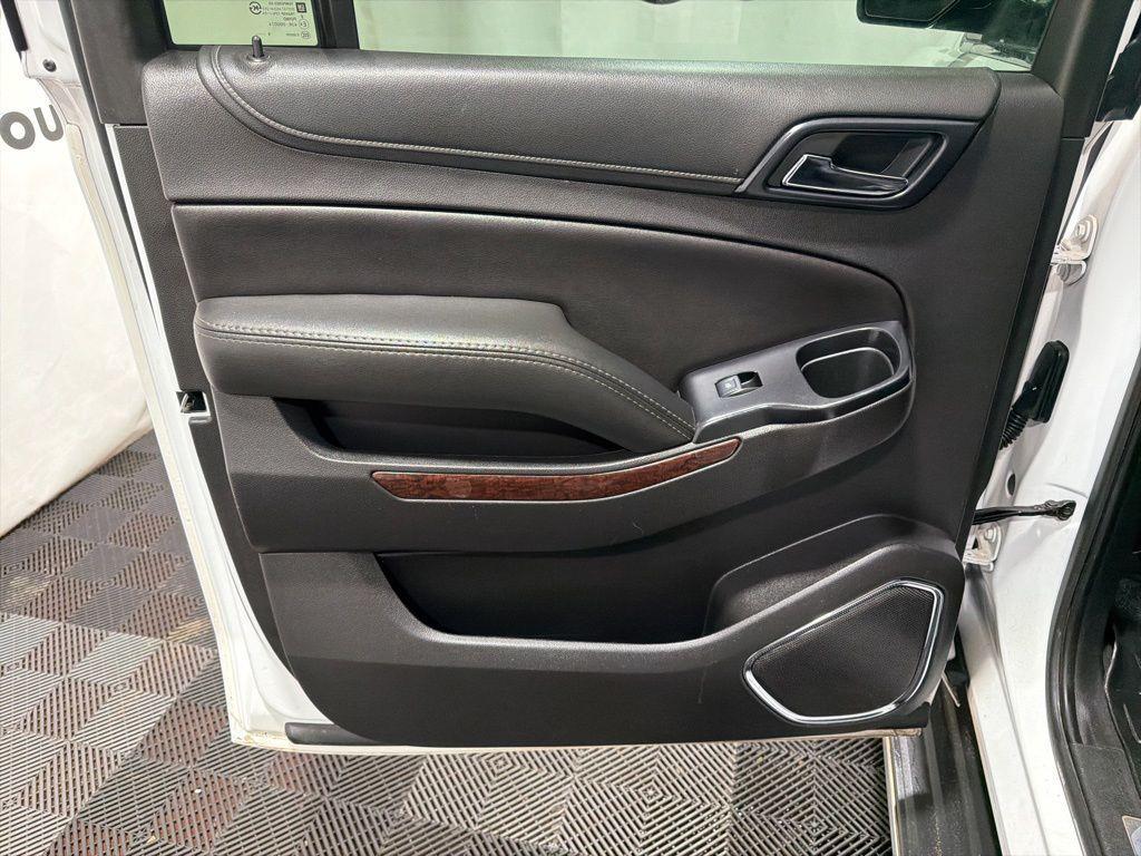 used 2020 GMC Yukon XL car, priced at $29,500