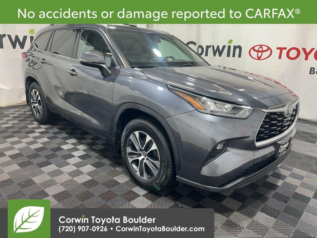 used 2020 Toyota Highlander car, priced at $27,300
