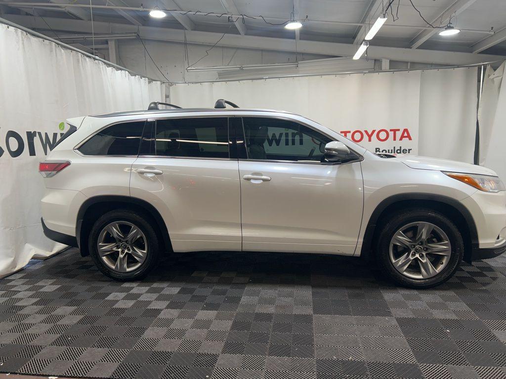 used 2016 Toyota Highlander car, priced at $16,500