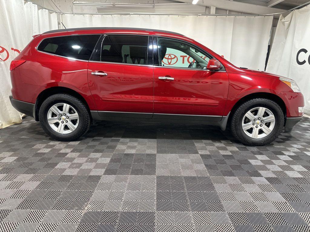 used 2012 Chevrolet Traverse car, priced at $8,000