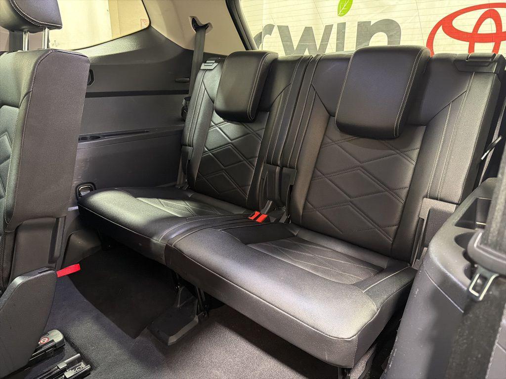 used 2025 Volkswagen Atlas car, priced at $30,300