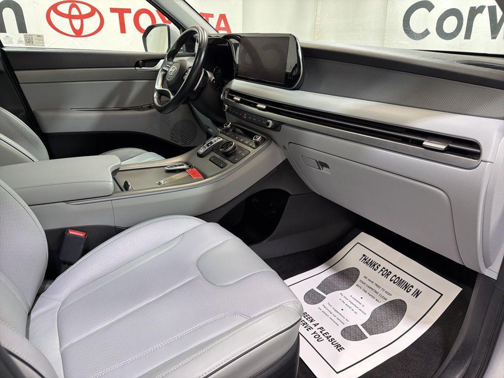used 2024 Hyundai Palisade car, priced at $31,000