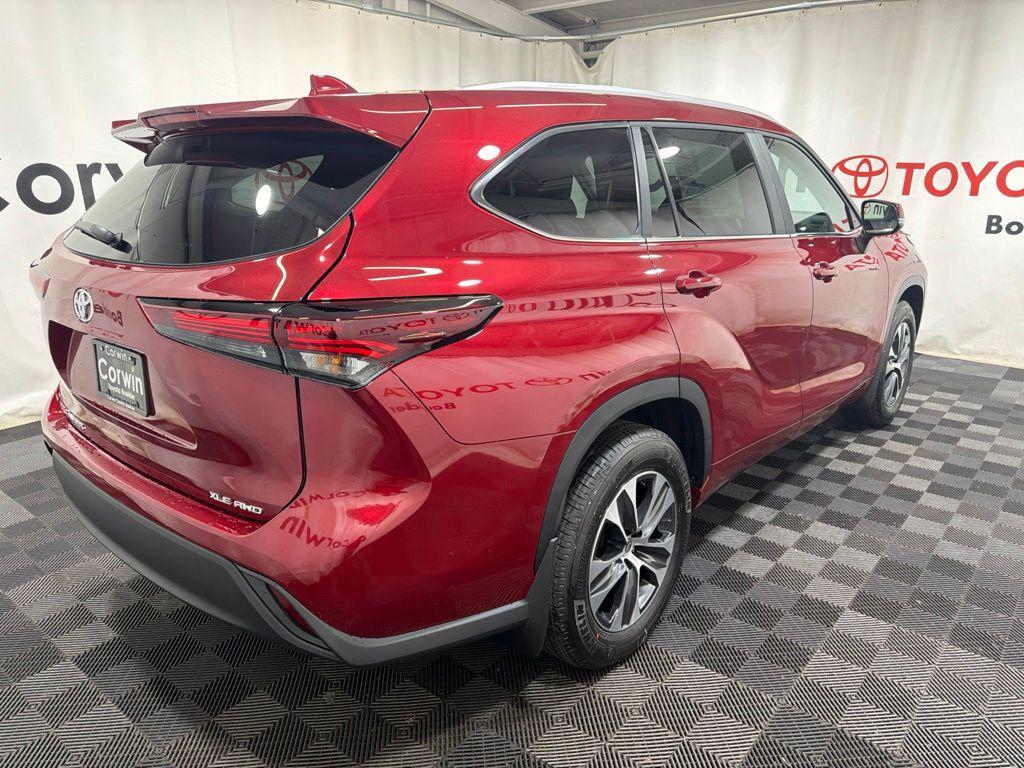 new 2026 Toyota Highlander car, priced at $49,762