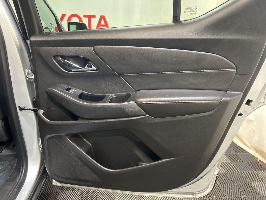 used 2019 Chevrolet Traverse car, priced at $18,700