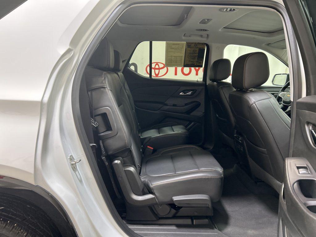 used 2021 Chevrolet Traverse car, priced at $29,000