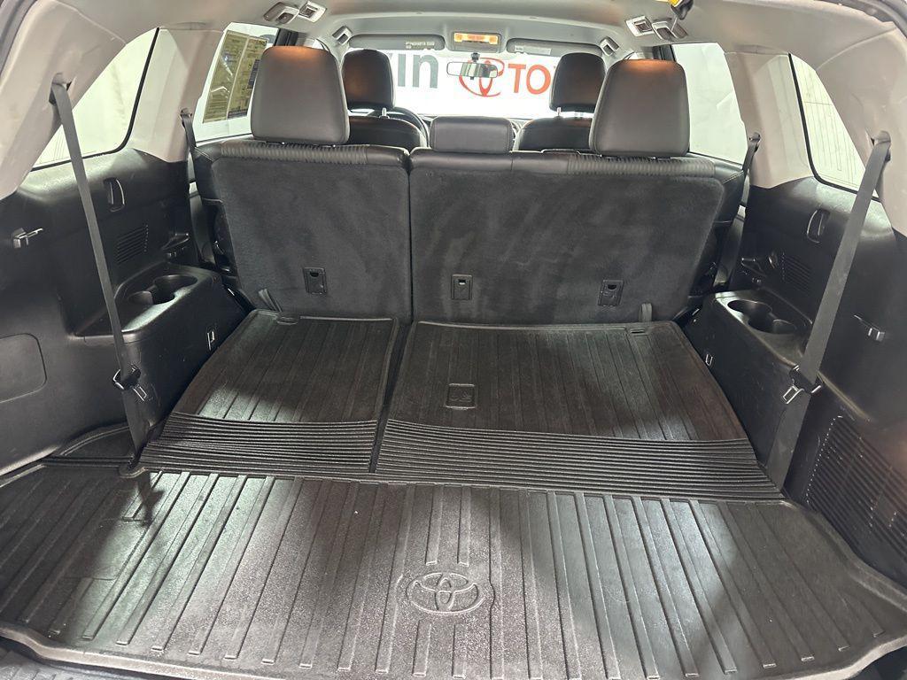 used 2015 Toyota Highlander car, priced at $14,150