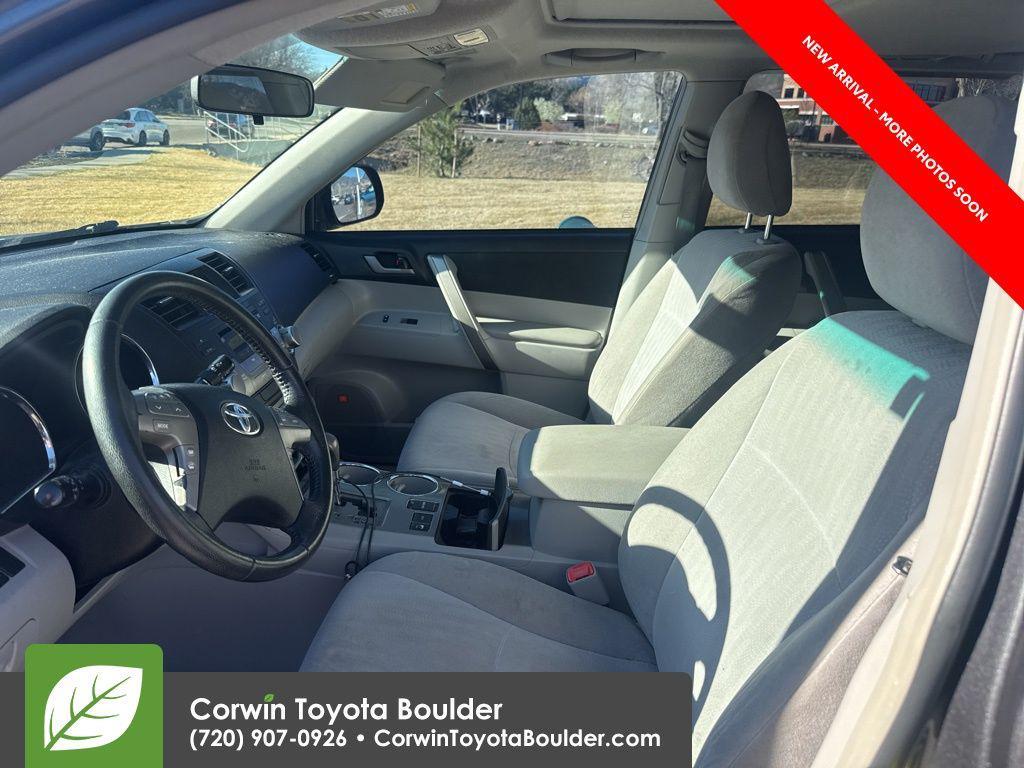 used 2010 Toyota Highlander car, priced at $8,900
