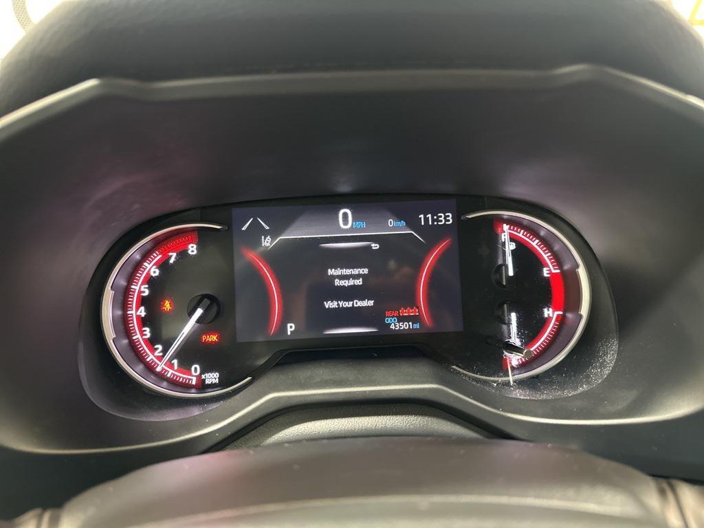 2024 Ice Cap Toyota RAV4