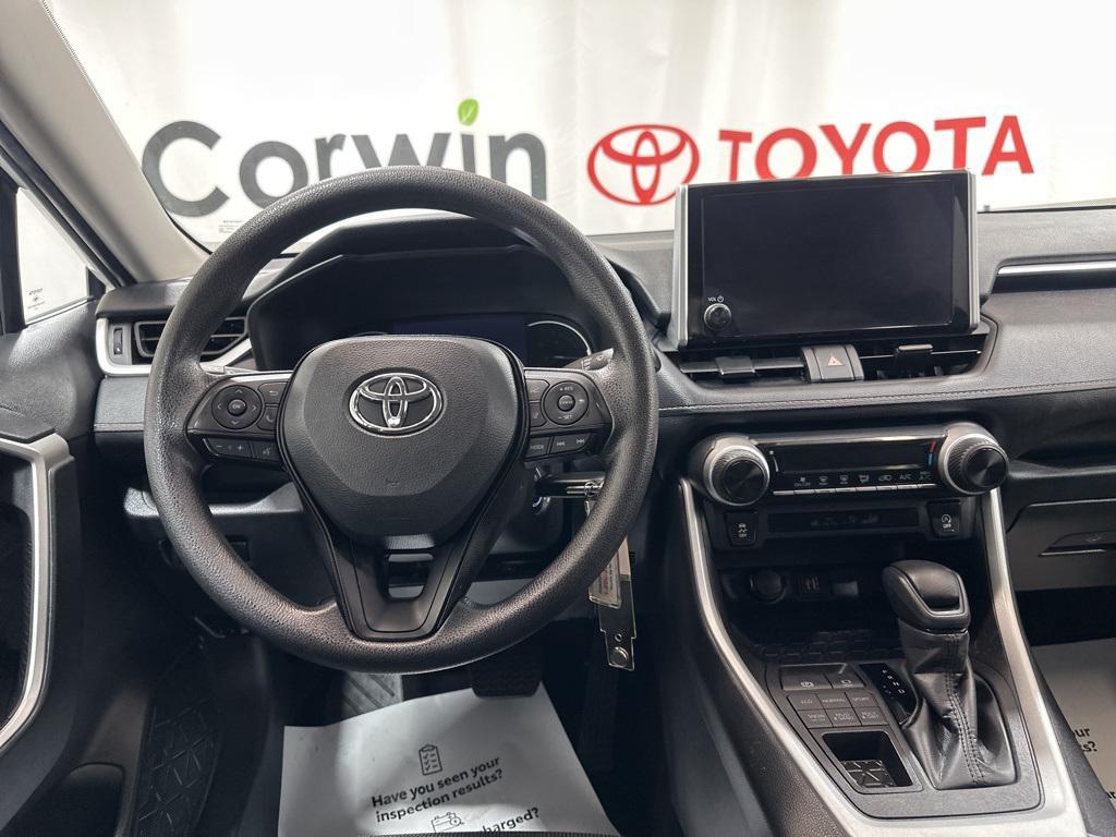 2024 Ice Cap Toyota RAV4