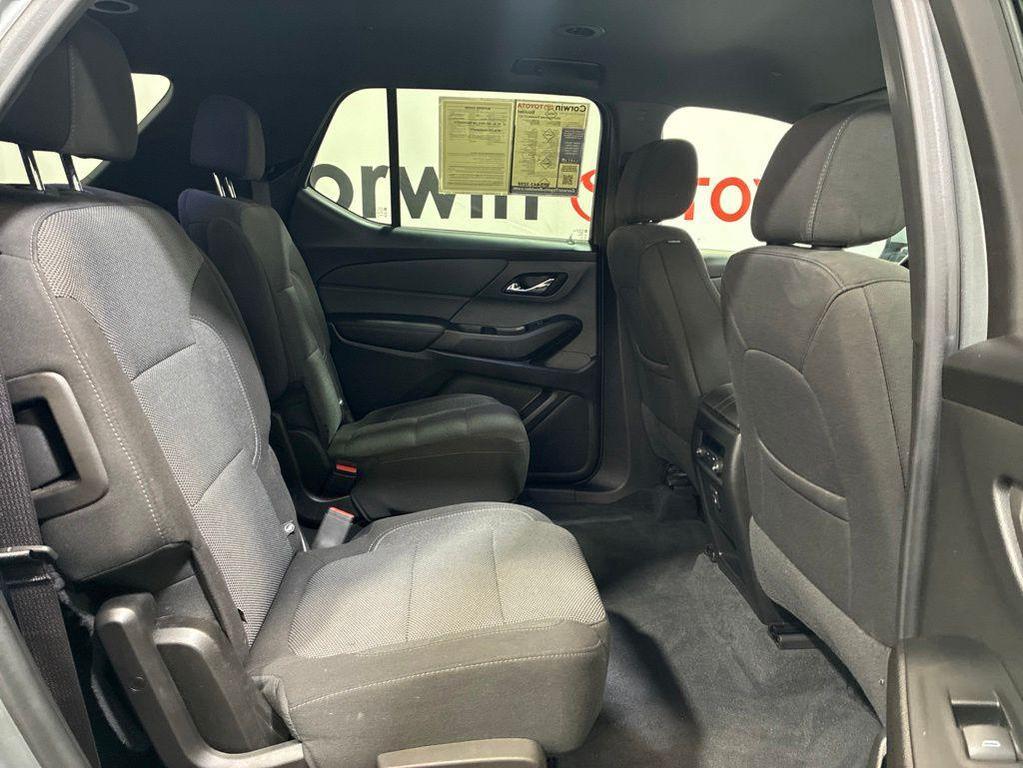 used 2023 Chevrolet Traverse car, priced at $23,699