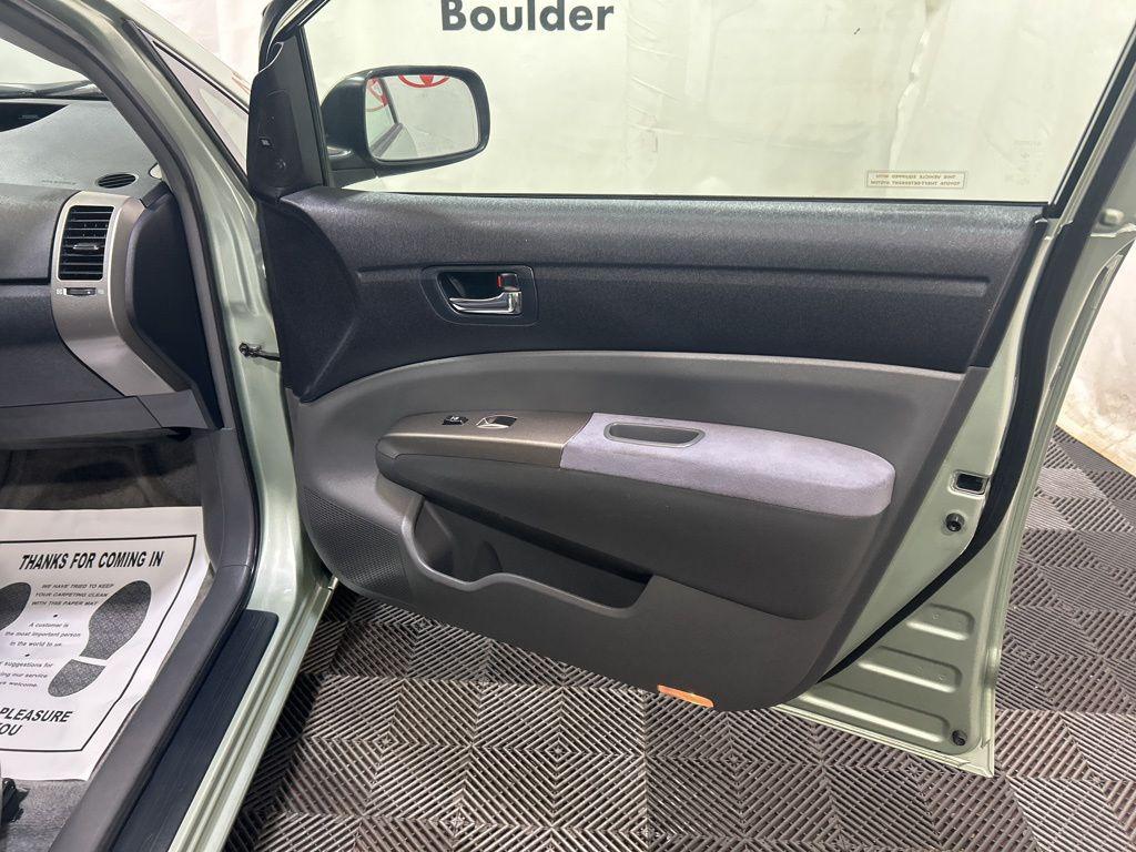 used 2006 Toyota Prius car, priced at $6,000