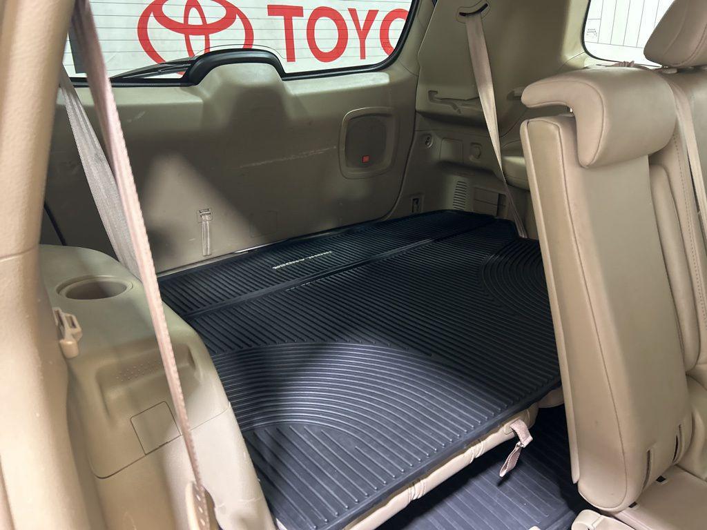 used 2013 Toyota Highlander car, priced at $13,000