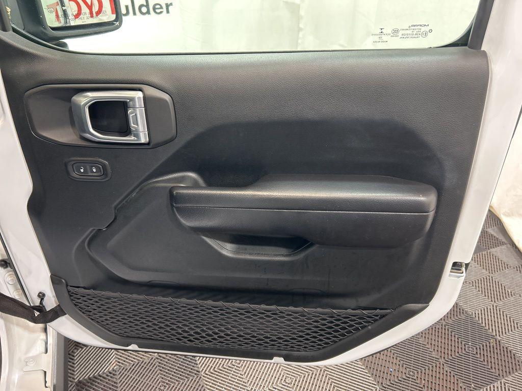 used 2020 Jeep Wrangler Unlimited car, priced at $32,000